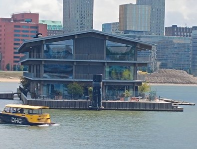 Le Floating Office Rotterdam (FOR), un concept avant-gardiste.