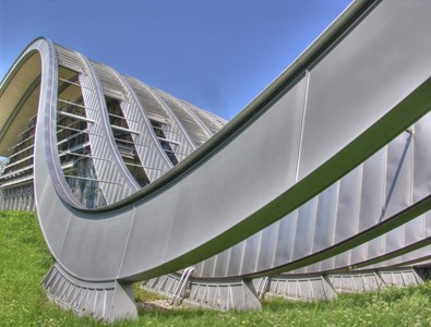 En 2005, Berne, ville fédérale et site classé au patrimoine mondial de l’UNESCO, a inauguré le Zentrum Paul Klee.