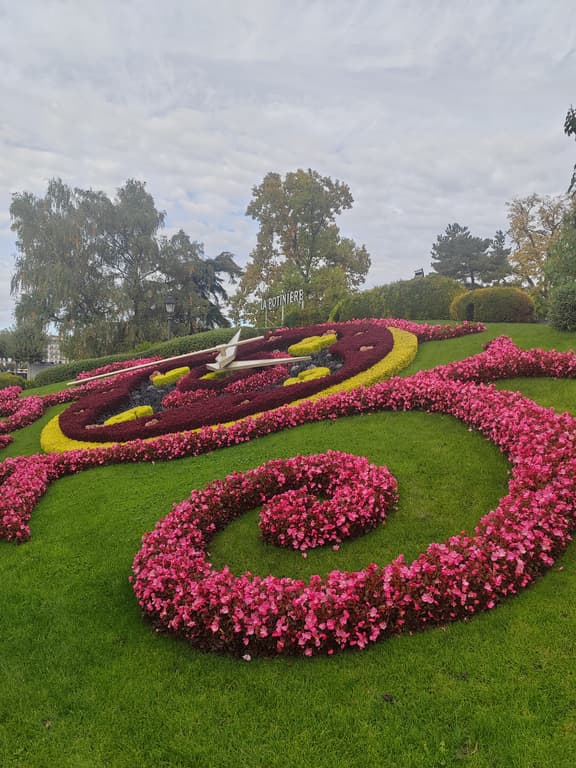 L'horloge fleurie, référence dans le monde.