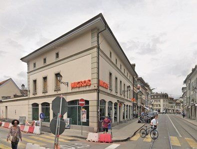 Cette communauté occupe le dernier étage du bâtiment de la Migros à Carouge