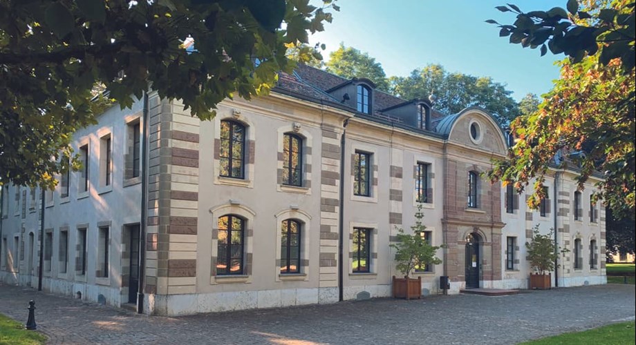 Construite entre 1770 et 1772, cette maison de maître abrite la mairie depuis 1973.