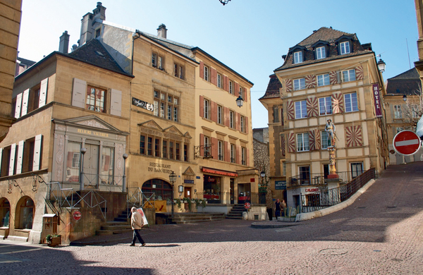 Le plan climat de Neuchâtel a été adopté en 2023 et comprend 56 mesures à déployer d’ici 2027 Le plan climat de Neuchâtel a été adopté en 2023 et comprend 56 mesures à déployer d’ici 2027